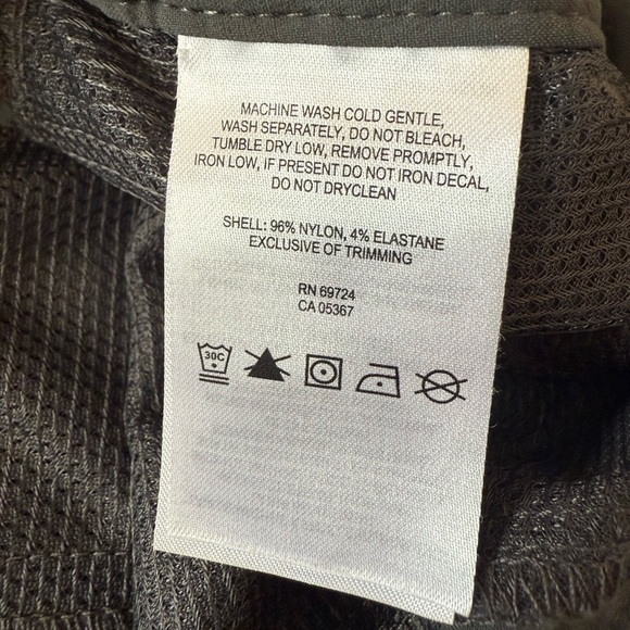Columbia Omni Shield Outdoor Athletic Gray Crop Pant Women’s Size 10 - Picture 8 of 12